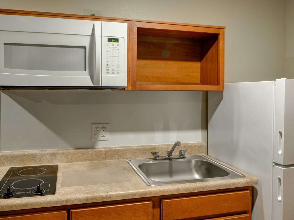 Woodspring Suites Lincoln Northeast I-80 객실 사진