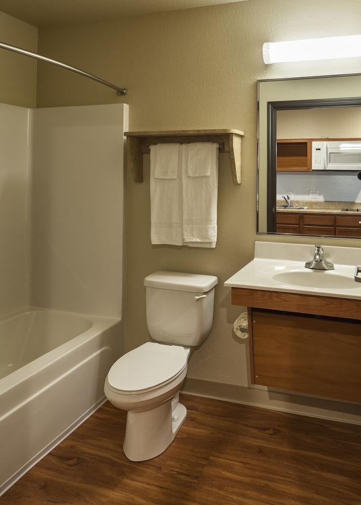 Woodspring Suites Lincoln Northeast I-80 외부 사진