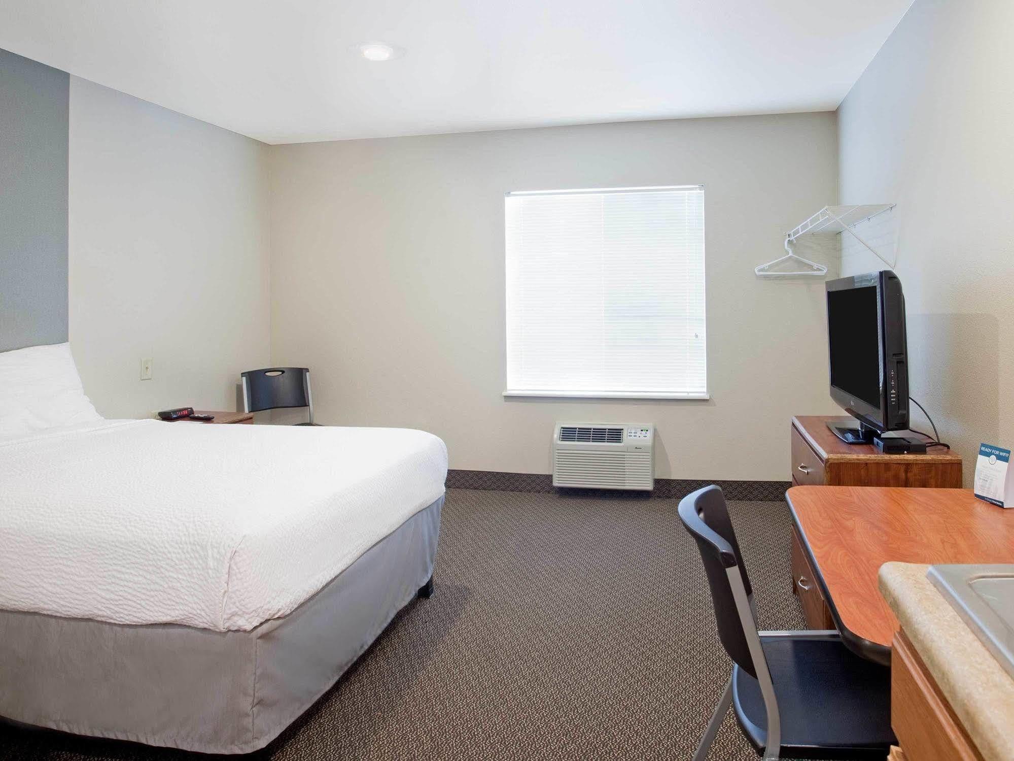 Woodspring Suites Lincoln Northeast I-80 외부 사진